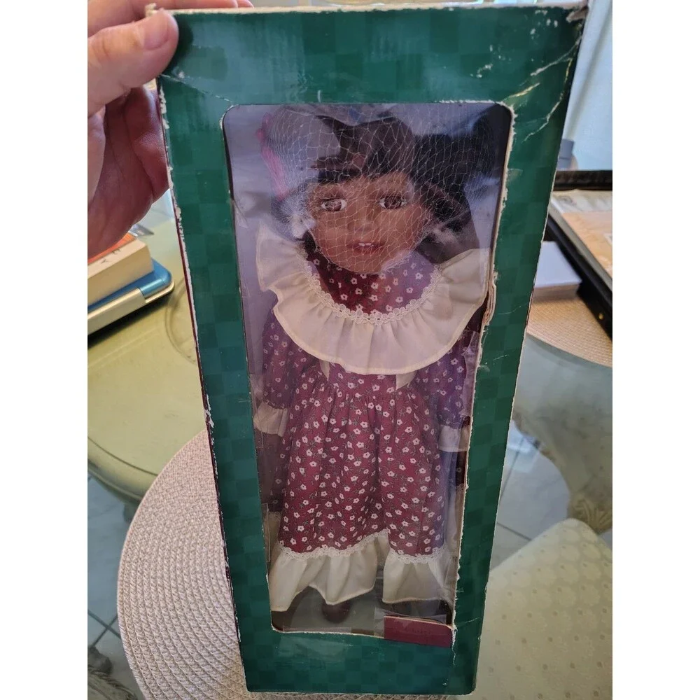 MERVYNS HOME COLLECTION DOLL CLAIRE APP‎ 16'' NIB VINTAGE